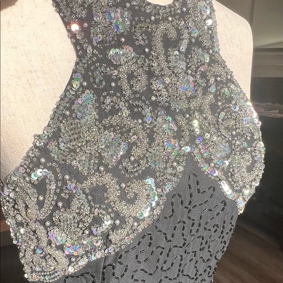 Right Choice vintage silk beaded medium gown so stunning!! - Picture 8 of 17